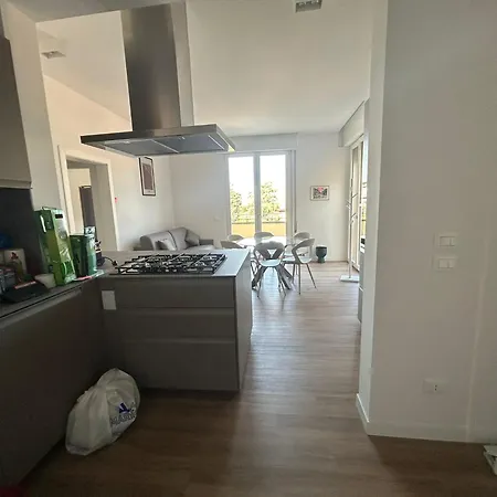 Appartement Daisy Garden 1, By Short Holidays